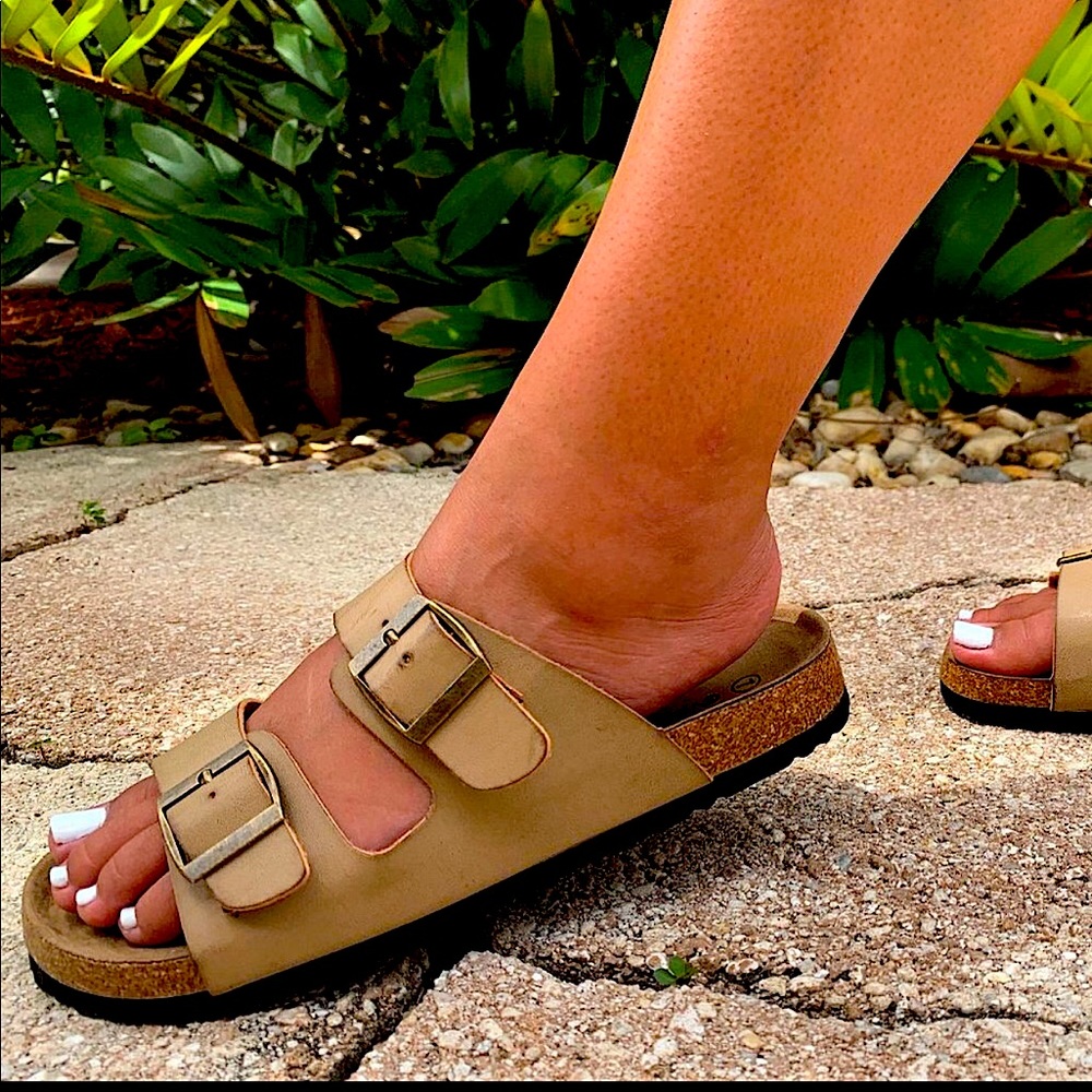🆕 Taupe Sandal